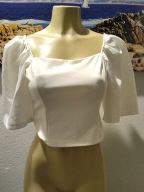 White Puff Sleeve Square Neck Women’s Top